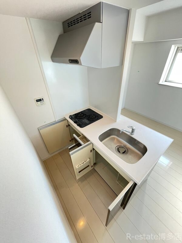 呉服町駅 徒歩3分 2階の物件内観写真