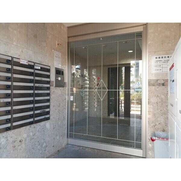 ルネス六本松の物件外観写真