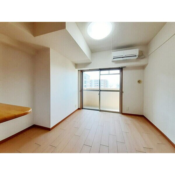 ルネス六本松の物件内観写真