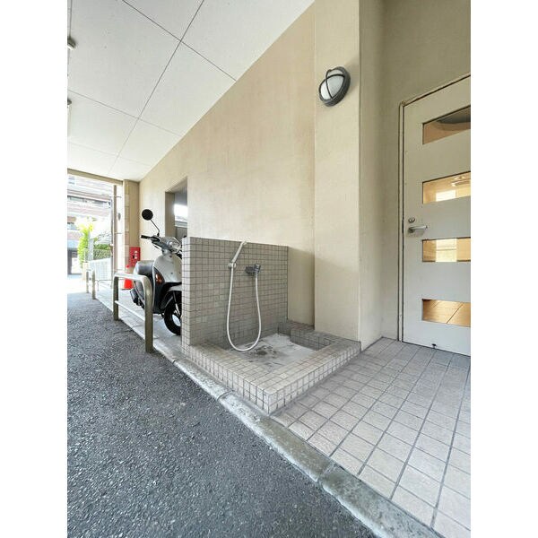 F・PARC西新の物件外観写真