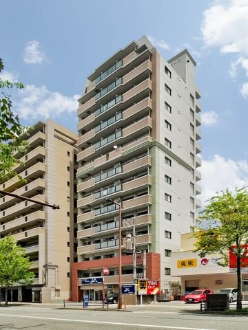 西鉄平尾駅 徒歩3分 11階の物件外観写真