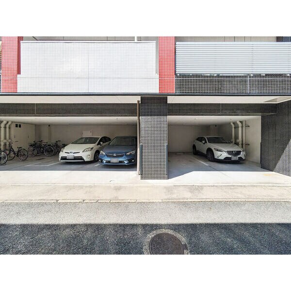 ラエスパシオ箱崎の物件外観写真