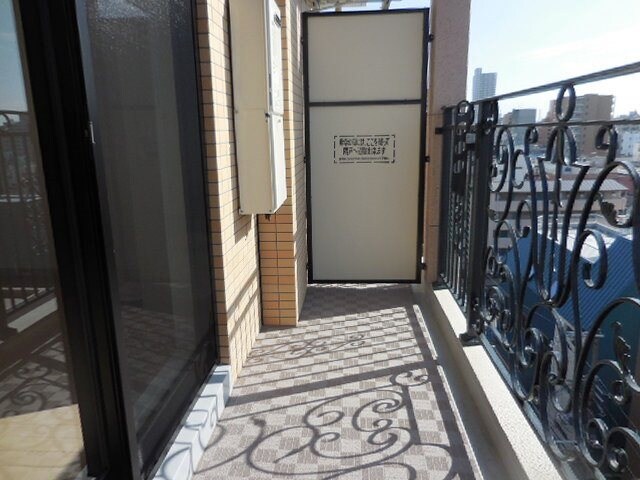 出屋敷駅 徒歩8分 8階の物件内観写真