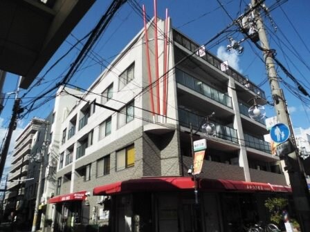 立花駅 徒歩4分の物件外観写真