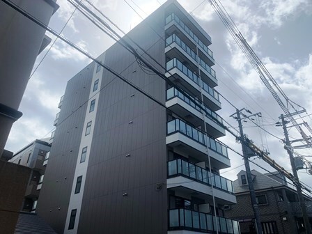 出屋敷駅 徒歩4分 2階の物件外観写真