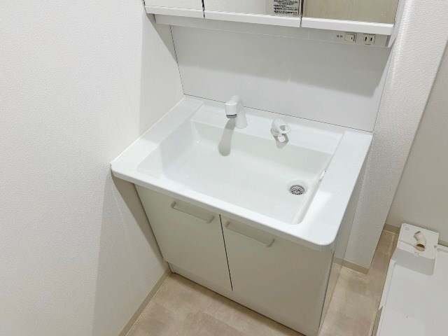 猪名寺駅 徒歩4分 1階の物件内観写真