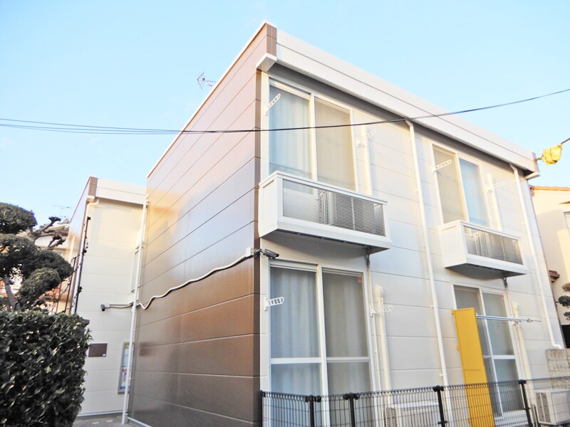 レオパレス上野西宏和の物件外観写真