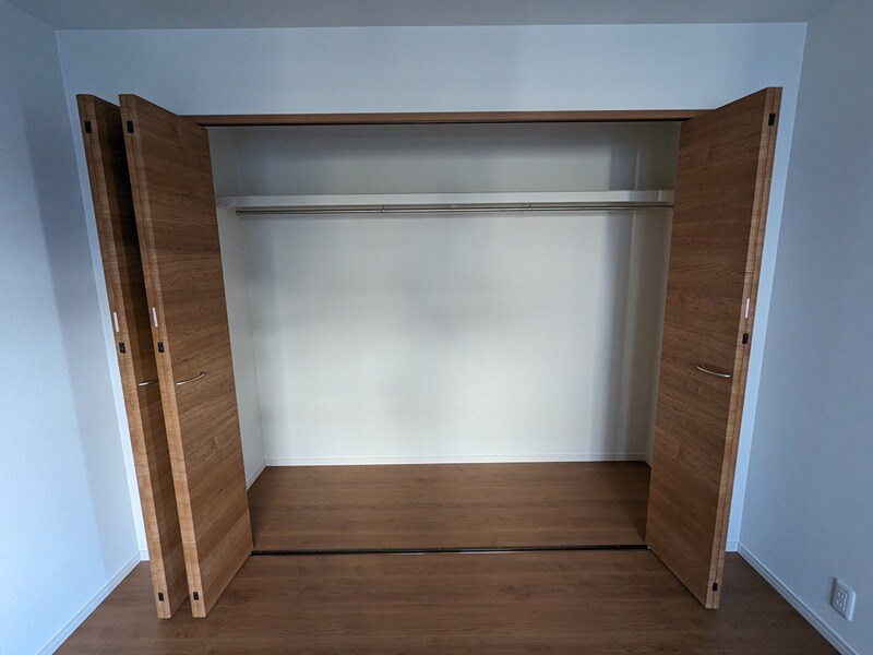 TRICERA Courtの物件内観写真