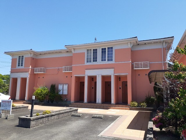 ウイズダム　パレスＡの物件外観写真