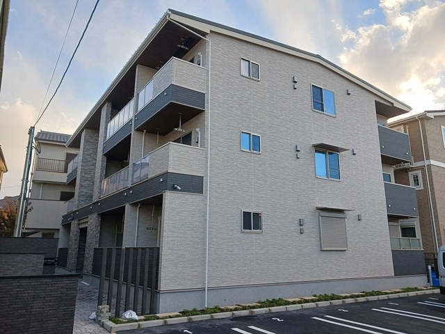 ウォーム八尾木の物件外観写真