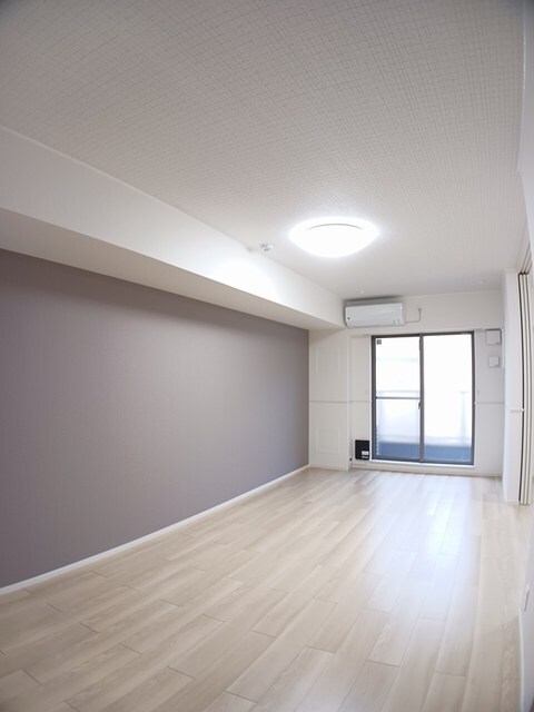 ウォーム八尾木の物件内観写真