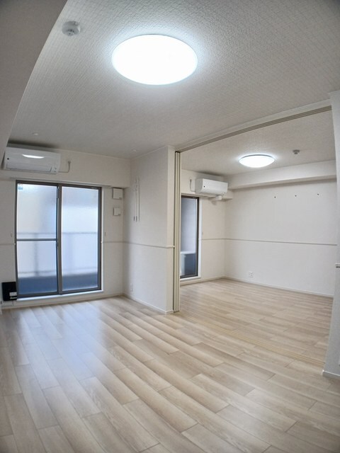 ウォーム八尾木の物件内観写真