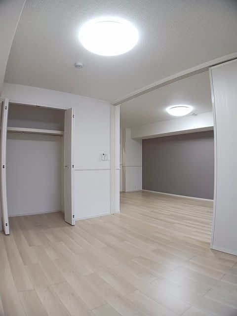 ウォーム八尾木の物件内観写真