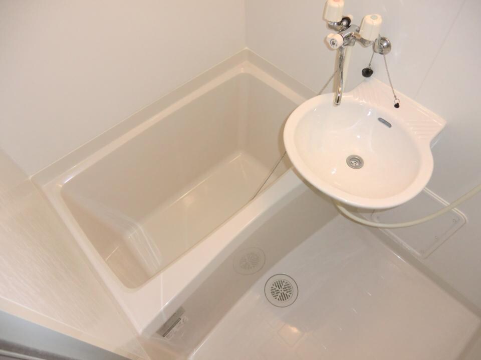 レオパレスＮＩＳＨＩＩＴＡＭＩの物件内観写真