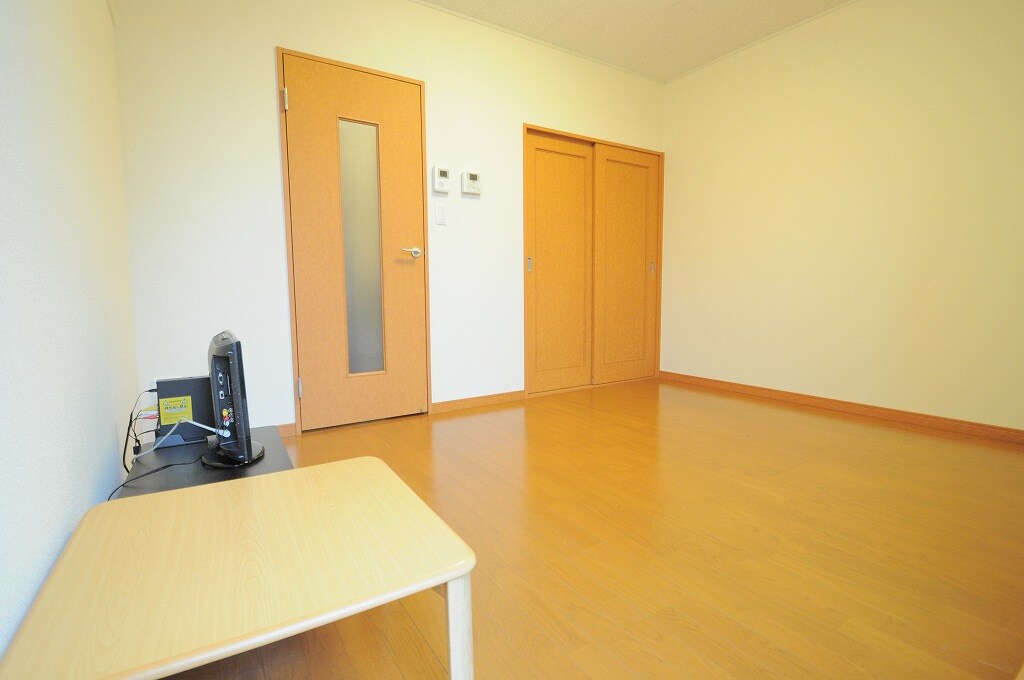 レオパレス美原長田の物件内観写真