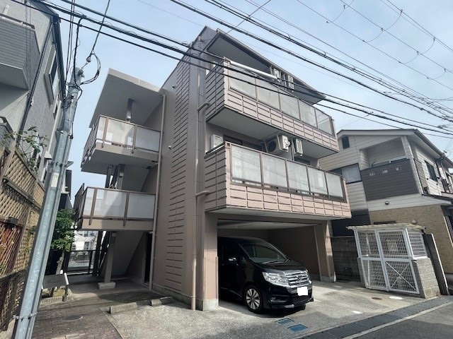 プレミールの物件外観写真