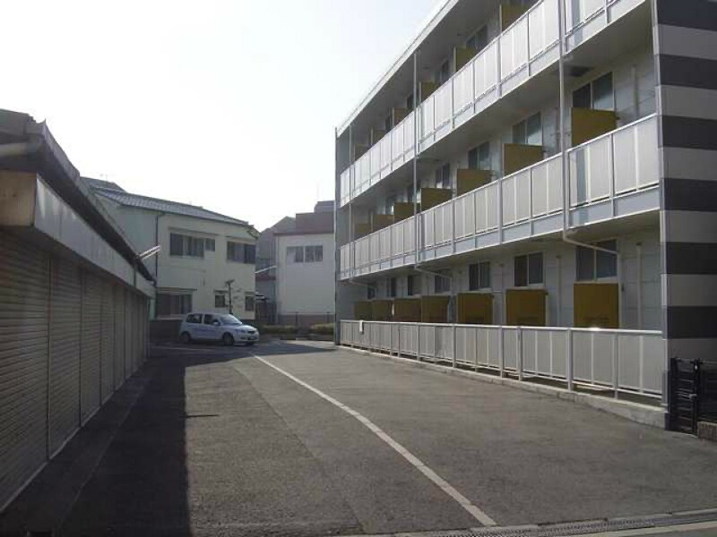 レオパレス豊里の物件外観写真