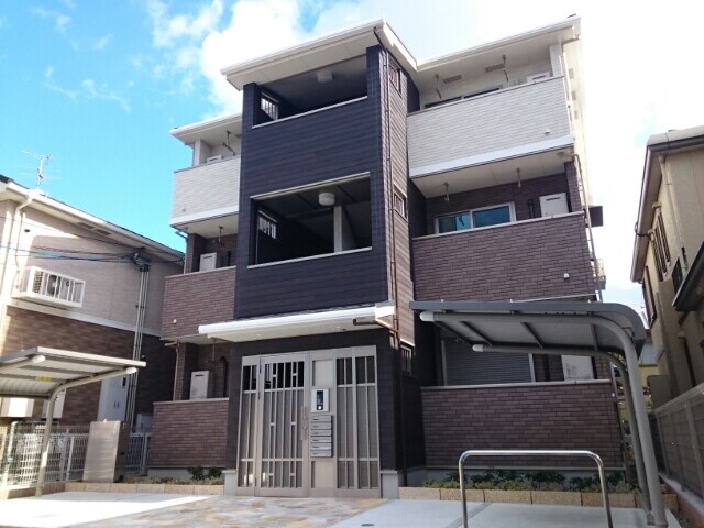 グラン・シャリオの物件外観写真