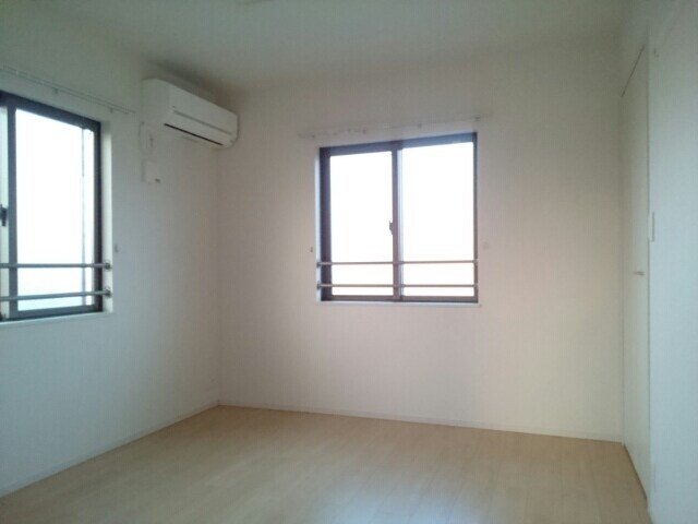 グラン・シャリオの物件内観写真