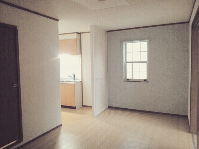 ベル・コーポ・デヌシＢの物件内観写真