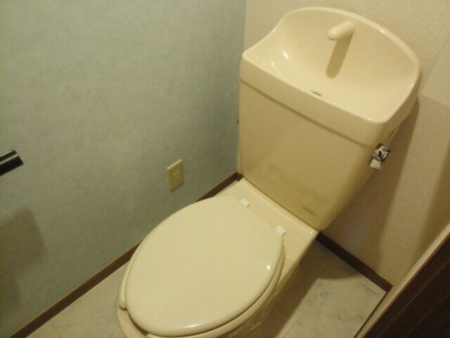 ベル・コーポ・デヌシＢの物件内観写真