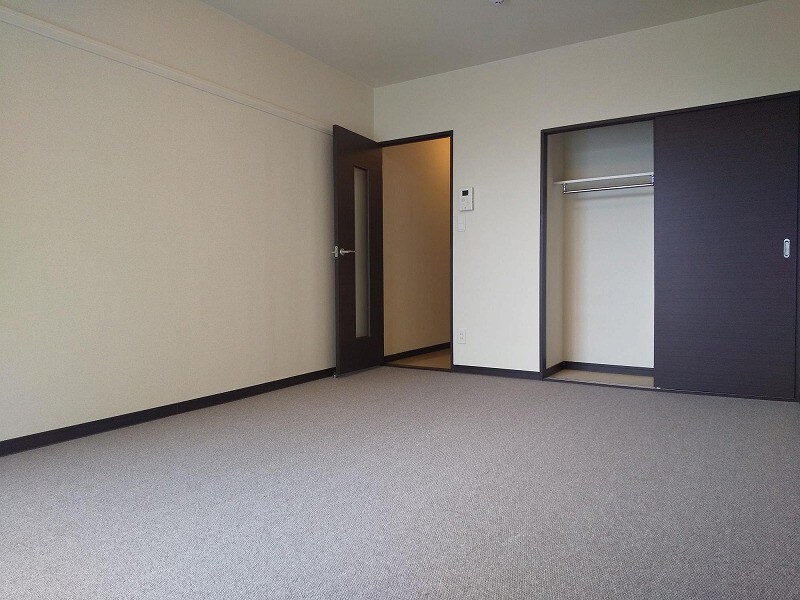 レオネクストカルミアの物件内観写真