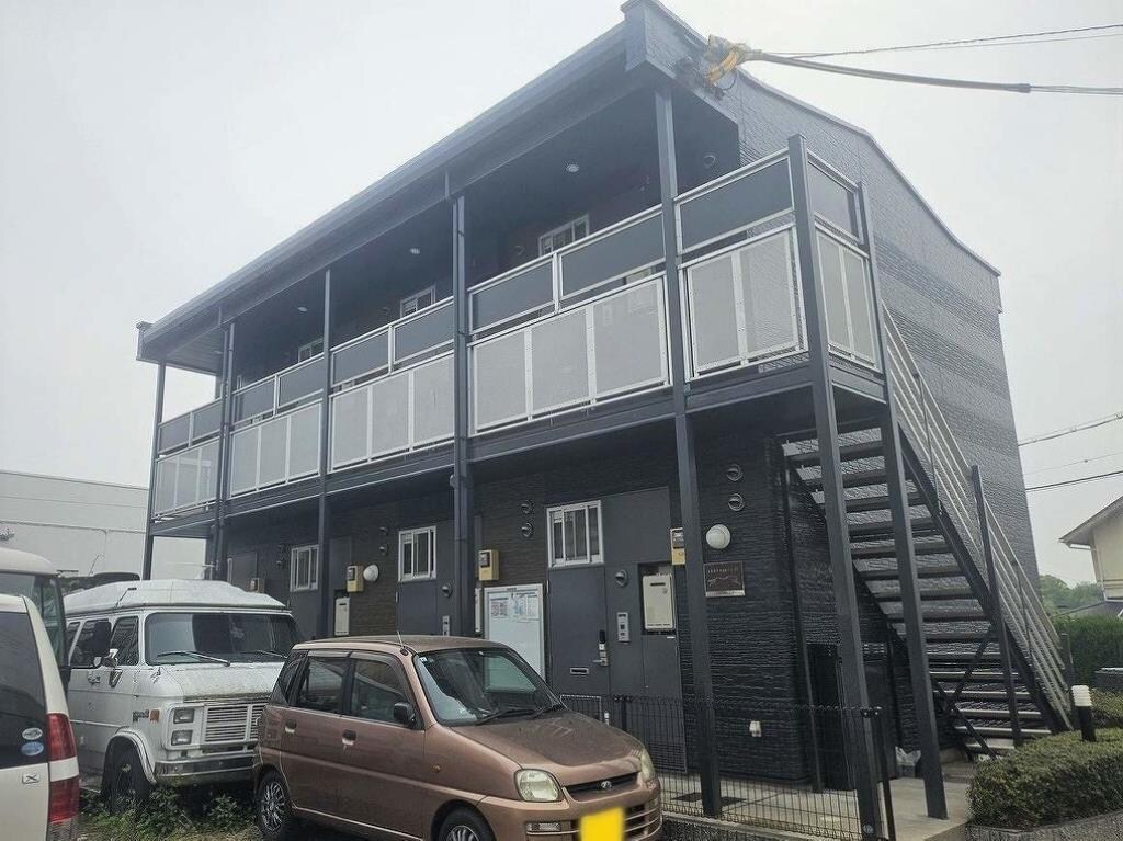 レオパレスプロスペリテの物件外観写真