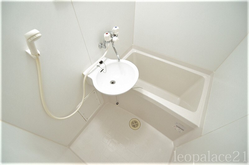 レオパレスパークコンフォール２１の物件内観写真