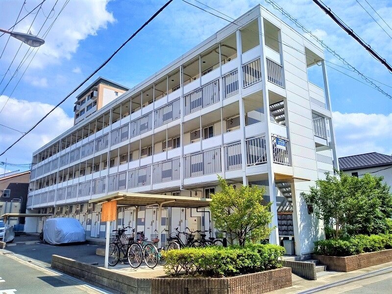 レオパレスＰｅｔｉｔ・ｃｈａｔｅａｕの物件外観写真