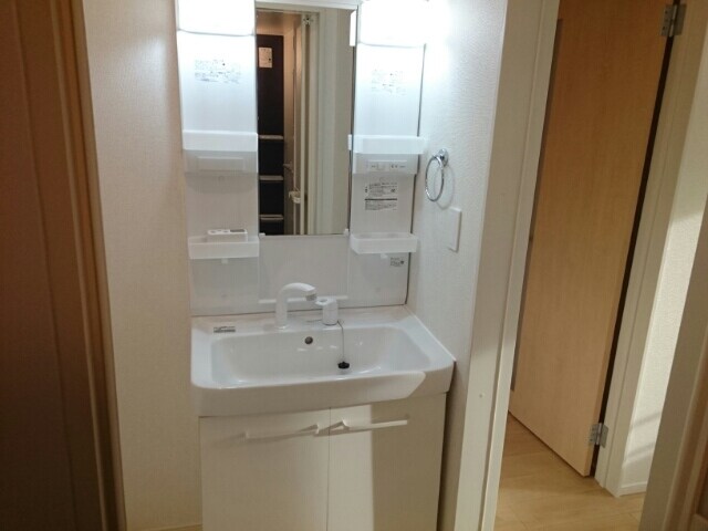 サンハイツ北六甲六番館の物件内観写真