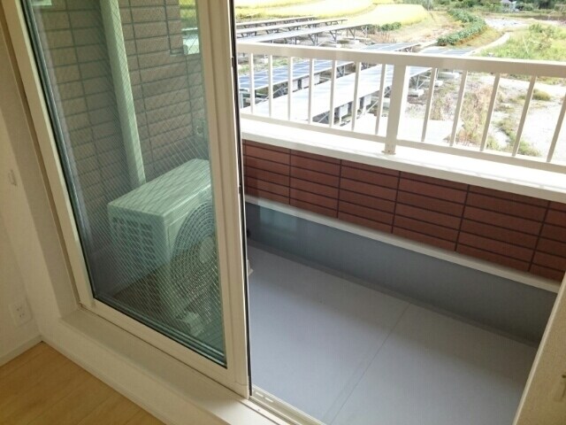 サンハイツ北六甲六番館の物件内観写真