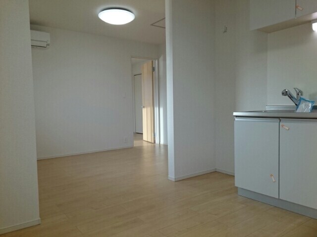 サンハイツ北六甲六番館の物件内観写真