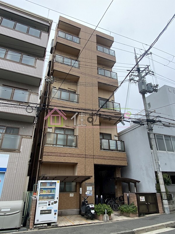 オズレジデンス鶴見の物件外観写真