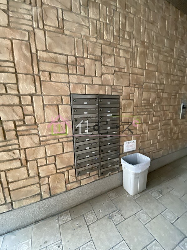 オズレジデンス鶴見の物件内観写真