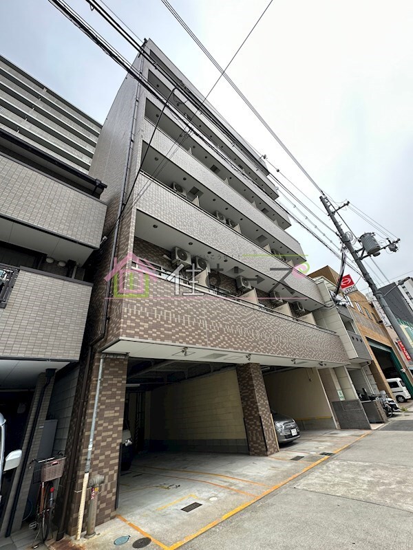 レスポワル新町の物件外観写真