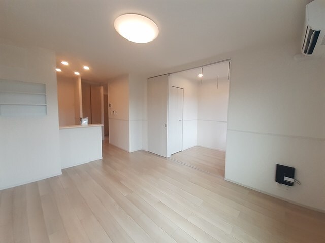 エレガント　オハナの物件内観写真