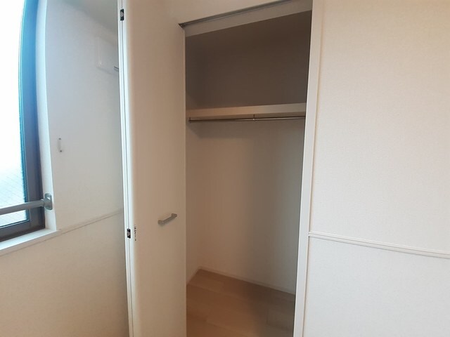 エレガント　オハナの物件内観写真