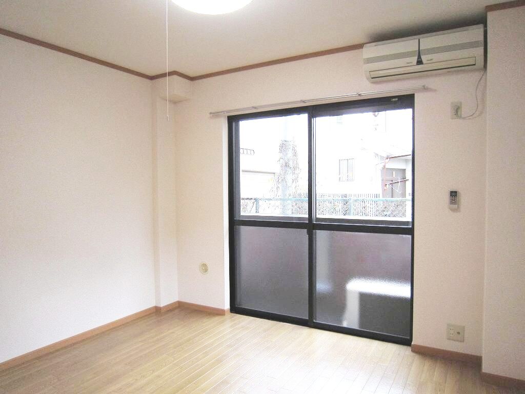 ヴィラ　ナカヤマの物件内観写真