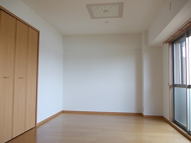 サンシャインヒルの物件内観写真