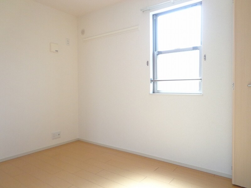 ソレイユ上野の物件内観写真