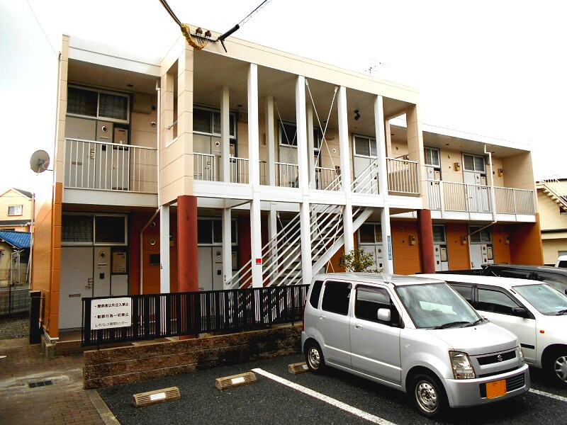 レオパレス星田の物件外観写真