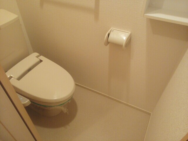 フローラ・香ヶ丘の物件内観写真