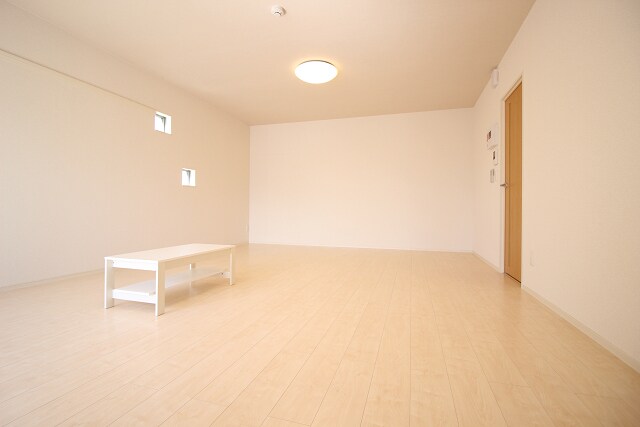 クレイノマルイチの物件内観写真