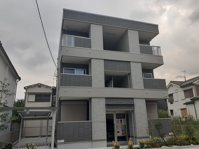 メゾン　ラシュレの物件外観写真