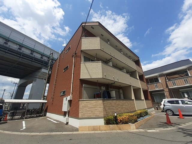 オエステ・コンドミニオの物件外観写真