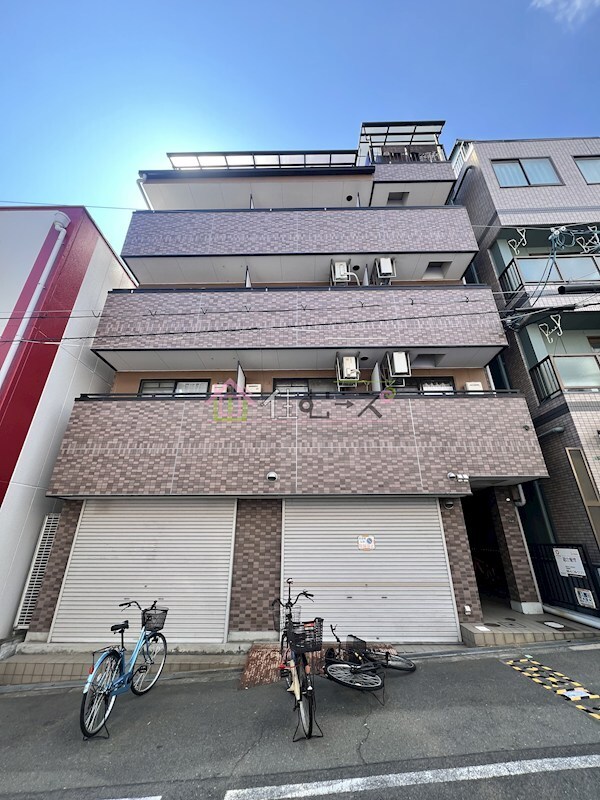 ブロッサム　カスガデの物件外観写真