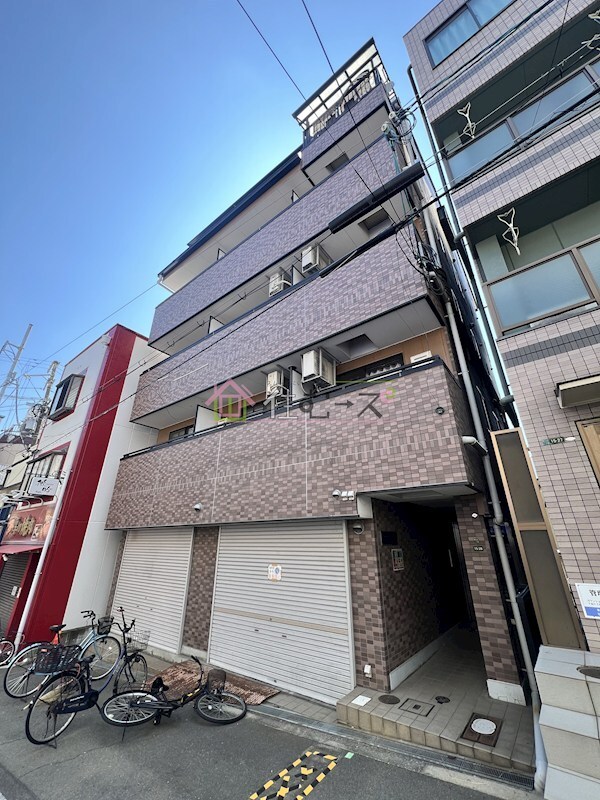 ブロッサム　カスガデの物件外観写真