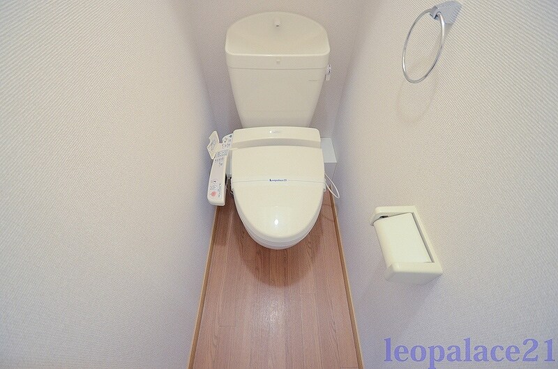 レオパレスポートサイド弁天の物件内観写真