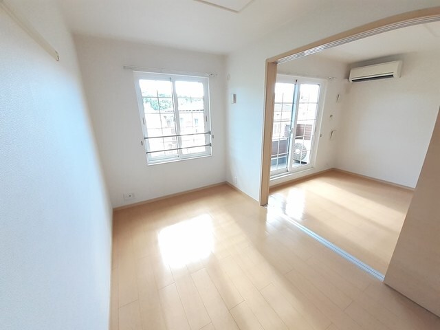 サンハイツ北六甲壱番館の物件内観写真