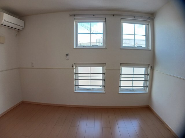 ＦＯＲＥＳＴ出島の物件内観写真